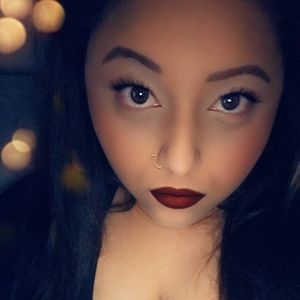 Meet your Posher, Chanel